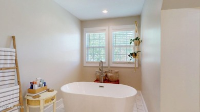 Charming Estate Home in the Heart of Trent Woods

Welcome to on New Bern Golf and Country Club in North Carolina - for sale on GolfHomes.com, golf home, golf lot