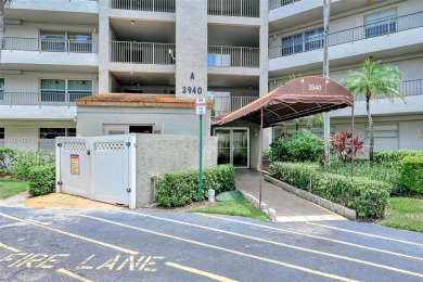 Beautifully furnished penthouse in a secure, resort-style gated on Inverrary Country Club in Florida - for sale on GolfHomes.com, golf home, golf lot