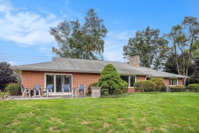 Charming home with golf course views in Middlebury Schools! on Elcona Country Club in Indiana - for sale on GolfHomes.com, golf home, golf lot