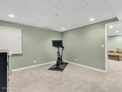 Beautifully updated and generously sized condo on White Eagle on White Eagle Golf Club in Illinois - for sale on GolfHomes.com, golf home, golf lot