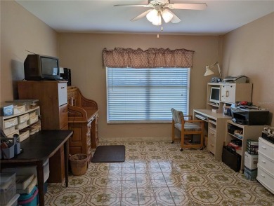 Under contract-accepting backup offers. Attention Golfers on Mainlands Golf Club in Florida - for sale on GolfHomes.com, golf home, golf lot
