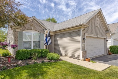 LOVELY JAMES MODEL * 2 BEDROOMS * 2 BATHROOMS * 1,389 SQ FT OF on Whisper Creek Golf Club in Illinois - for sale on GolfHomes.com, golf home, golf lot