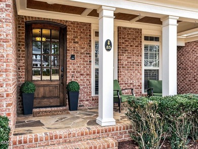 WOW FACTOR IS SKY HIGH! Live the lifestyle you've imagined in on The Neuse Golf Club in North Carolina - for sale on GolfHomes.com, golf home, golf lot