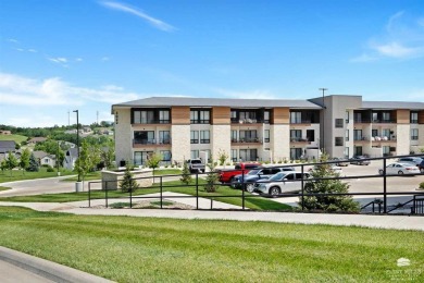 Here is your opportunity to own a primary or secondary residence on Colbert Hills Golf Course in Kansas - for sale on GolfHomes.com, golf home, golf lot