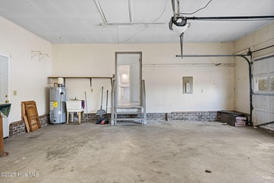 Situated on a quiet culdesac, this 3 bedroom, 2.5 bath home on Rock Creek Country Club in North Carolina - for sale on GolfHomes.com, golf home, golf lot