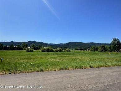 Don't miss this wonderful South facing site located inside the on Teton Springs Resort and Club in Idaho - for sale on GolfHomes.com, golf home, golf lot
