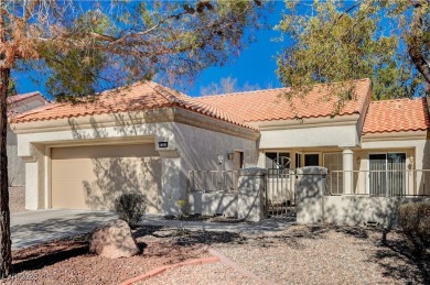 This charming townhome is located in the desirable Sun City on Highland Falls Golf Club in Nevada - for sale on GolfHomes.com, golf home, golf lot