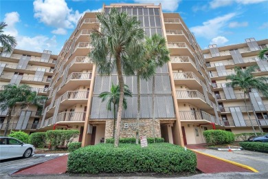 The location of this lovely 1 bedroom, 1 1/2 bathroom condo is on Turnberry Isle Resort and Club in Florida - for sale on GolfHomes.com, golf home, golf lot
