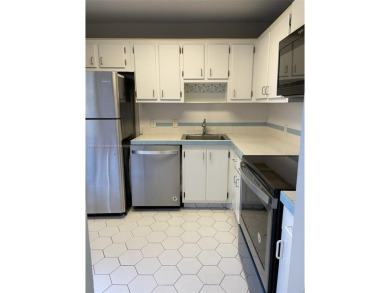 The location of this lovely 1 bedroom, 1 1/2 bathroom condo is on Turnberry Isle Resort and Club in Florida - for sale on GolfHomes.com, golf home, golf lot