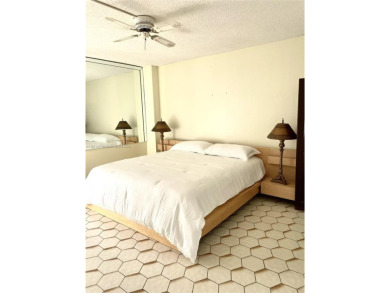 The location of this lovely 1 bedroom, 1 1/2 bathroom condo is on Turnberry Isle Resort and Club in Florida - for sale on GolfHomes.com, golf home, golf lot