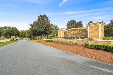 Welcome Home!   This maintenance free townhome is located in the on Brentwood Farms Golf Club in Florida - for sale on GolfHomes.com, golf home, golf lot