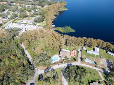 Updates Galore in this gorgeous two bedroom two full bath Villa! on Highland Lakes Executive Golf Course in Florida - for sale on GolfHomes.com, golf home, golf lot