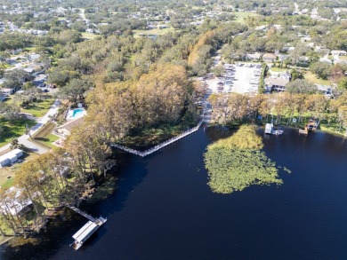 Updates Galore in this gorgeous two bedroom two full bath Villa! on Highland Lakes Executive Golf Course in Florida - for sale on GolfHomes.com, golf home, golf lot