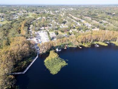 Updates Galore in this gorgeous two bedroom two full bath Villa! on Highland Lakes Executive Golf Course in Florida - for sale on GolfHomes.com, golf home, golf lot