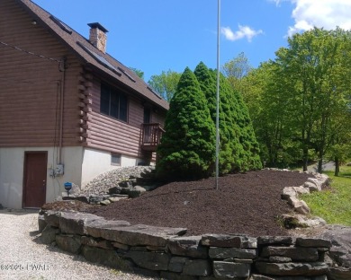 This gorgeous log home truly embraces the ''life in the on The Hideout Golf in Pennsylvania - for sale on GolfHomes.com, golf home, golf lot