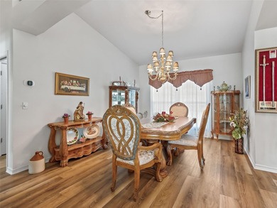 Beautiful Family Neighborhood Golf Course Community in The Lakes on Lakes of Lady Lake Golf Course in Florida - for sale on GolfHomes.com, golf home, golf lot