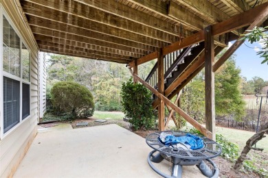 ***Brand new roof****  Come see this home in highly sought after on Olde Sycamore Golf Plantation in North Carolina - for sale on GolfHomes.com, golf home, golf lot