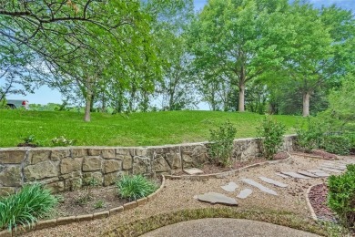 Beautiful 3 bedroom PLUS study home nestled on a lush greenbelt on Heritage Ranch Golf and Country Club in Texas - for sale on GolfHomes.com, golf home, golf lot
