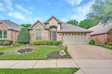 Beautiful 3 bedroom PLUS study home nestled on a lush greenbelt on Heritage Ranch Golf and Country Club in Texas - for sale on GolfHomes.com, golf home, golf lot