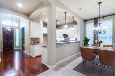 Beautiful 3 bedroom PLUS study home nestled on a lush greenbelt on Heritage Ranch Golf and Country Club in Texas - for sale on GolfHomes.com, golf home, golf lot