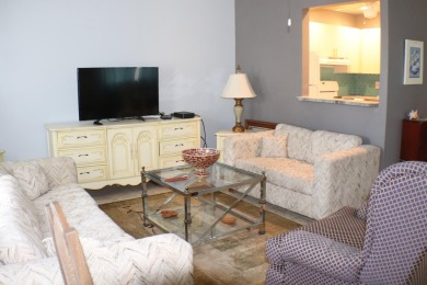 🏡 Kings Point Gem! Spacious 2nd-floor condo currently on Kings Point Golf -Flanders Way in Florida - for sale on GolfHomes.com, golf home, golf lot
