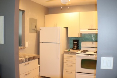 🏡 Kings Point Gem! Spacious 2nd-floor condo currently on Kings Point Golf -Flanders Way in Florida - for sale on GolfHomes.com, golf home, golf lot