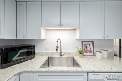 Beautifully updated condo in the desirable Fairway Club on Estes Park Golf Course in Colorado - for sale on GolfHomes.com, golf home, golf lot