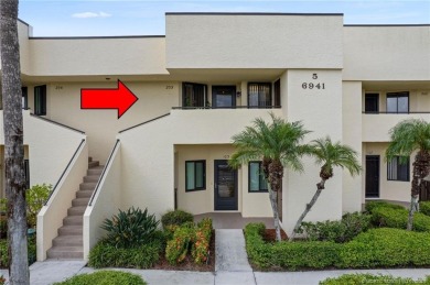 Immaculate 2BR/2BA Condo overlooking the 4th hole - Heritage on Heritage Ridge Golf Club in Florida - for sale on GolfHomes.com, golf home, golf lot