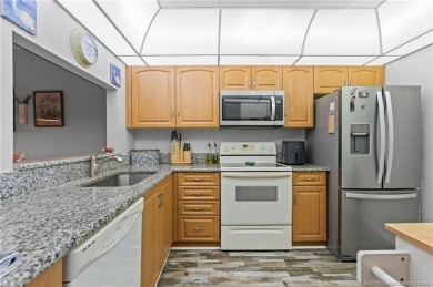 Immaculate 2BR/2BA Condo overlooking the 4th hole - Heritage on Heritage Ridge Golf Club in Florida - for sale on GolfHomes.com, golf home, golf lot