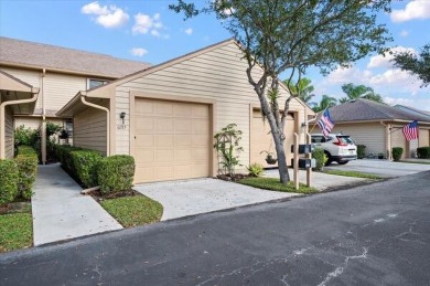 There's so much to LOVE about this charming townhome with on Heritage Ridge Golf Club in Florida - for sale on GolfHomes.com, golf home, golf lot