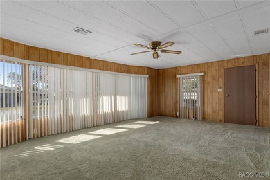 Spacious and well-maintained 2-bedroom, 2-bath home located in a on High Point Golf Club, Inc. in Florida - for sale on GolfHomes.com, golf home, golf lot