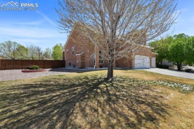 It is time to make this beautiful home yours!! Move-in ready on on Desert Hawk At Pueblo West in Colorado - for sale on GolfHomes.com, golf home, golf lot