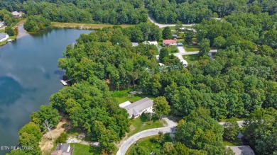 Three bedroom manufactured home with lake frontage on Lake on Lake Tansi Village Country Club in Tennessee - for sale on GolfHomes.com, golf home, golf lot