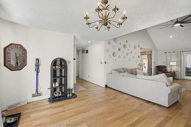 Welcome home to 29 Woodhill Place, tucked away on a quiet street on Houndslake Country Club in South Carolina - for sale on GolfHomes.com, golf home, golf lot