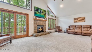 Tanglwood Lakes meticulous 3 Bedroom/2.5 Bath Ranch home.  This on Paupack Hills Golf and Country Club in Pennsylvania - for sale on GolfHomes.com, golf home, golf lot