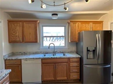 Welcome to Como! The home is with in walkable distance to the on Como Golf Course in Minnesota - for sale on GolfHomes.com, golf home, golf lot
