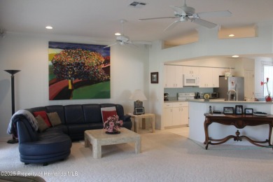 3/2/2 Silverthorn Villa on Golf Course--2064 on Silverthorn Country Club in Florida - for sale on GolfHomes.com, golf home, golf lot