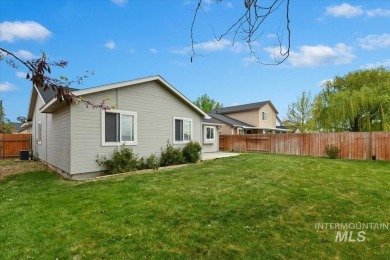 Welcome to this beautifully updated single-level home located in on Centennial Golf Course in Idaho - for sale on GolfHomes.com, golf home, golf lot