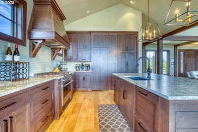 Beautiful custom home on double lot in Brasada Ranch. Mountain on Brasada Canyons Golf Course in Oregon - for sale on GolfHomes.com, golf home, golf lot