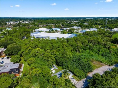 Build your dream home in the heart of Stuart! This .43-acre on Mariner Sands Country Club in Florida - for sale on GolfHomes.com, golf home, golf lot