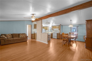 This 2 bedroom, 2 bathroom doublewide mobile home (1988) is on Inverness Golf and Country Club in Florida - for sale on GolfHomes.com, golf home, golf lot