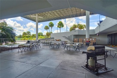 Gorgeous and completely remodeled 2/2 unit. Open-concept kitchen on Inverrary Country Club in Florida - for sale on GolfHomes.com, golf home, golf lot