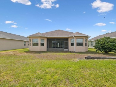 One or more photo(s) has been virtually staged. RESORT STYLE on Meadow Oaks Golf and Country Club in Florida - for sale on GolfHomes.com, golf home, golf lot