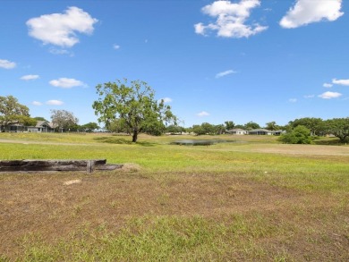 One or more photo(s) has been virtually staged. RESORT STYLE on Meadow Oaks Golf and Country Club in Florida - for sale on GolfHomes.com, golf home, golf lot
