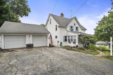 Move right in to this charming, well-maintained cape on a on Derryfield Country Club in New Hampshire - for sale on GolfHomes.com, golf home, golf lot