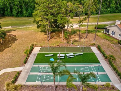 One or more photo(s) has been virtually staged. RESORT STYLE on Meadow Oaks Golf and Country Club in Florida - for sale on GolfHomes.com, golf home, golf lot