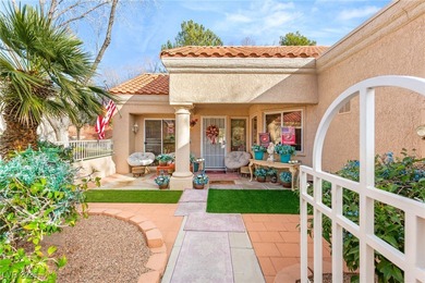 Beautiful townhome in Sun City Summerlin! This highly desirable on Highland Falls Golf Club in Nevada - for sale on GolfHomes.com, golf home, golf lot