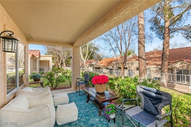Beautiful townhome in Sun City Summerlin! This highly desirable on Highland Falls Golf Club in Nevada - for sale on GolfHomes.com, golf home, golf lot