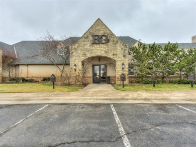 Welcome to this stunning 3-bedroom, 2.5-bathroom townhouse in on Belmar Golf Club in Oklahoma - for sale on GolfHomes.com, golf home, golf lot