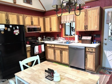You will be charmed the moment you walk in the door of this on The Hideout Golf in Pennsylvania - for sale on GolfHomes.com, golf home, golf lot